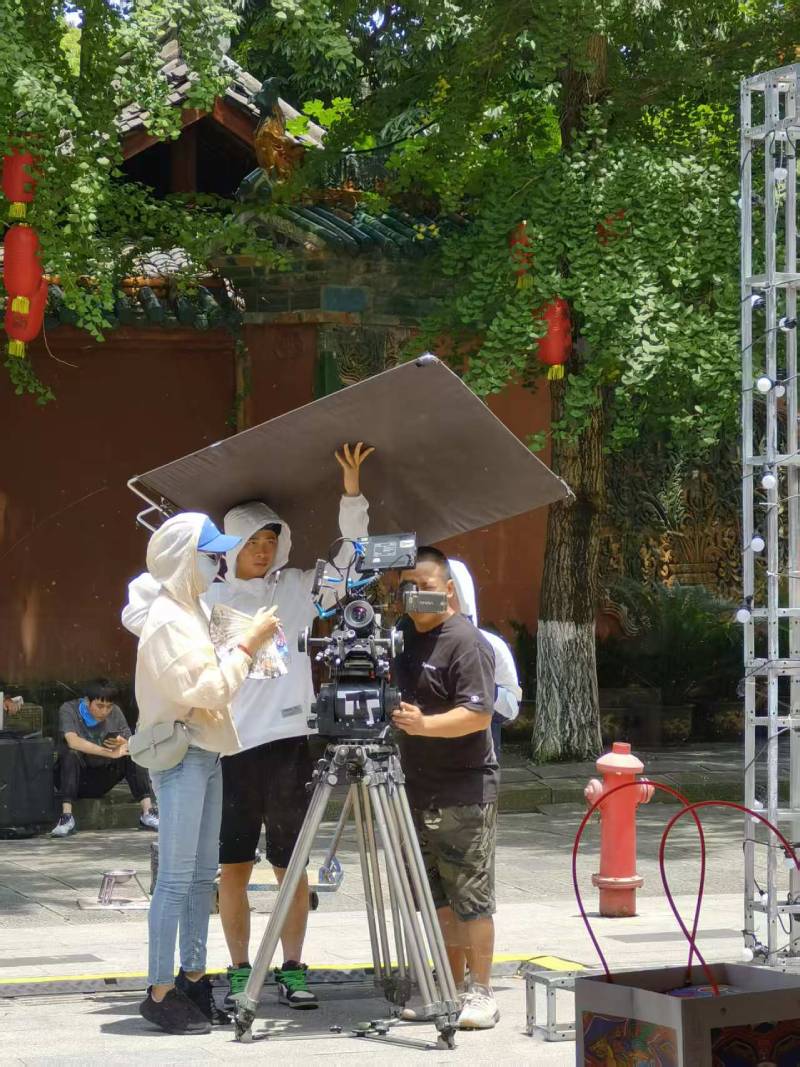 宝兴县TVC拍摄公司：资深团队坐镇，打造现象级广告作品的幕后推手